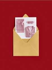 Piżama z opaską do spania - ciemnofioletowy. Fioletowe piżamy Reserved, bez wzorów, z tkaniny, bez ramiączek. Za 159.99 zł.