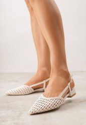 Beżowe Sandały z Plecioną Cholewką Triscan. Brązowe sandały Renee, bez wzorów, bez obcasa, na płaskiej podeszwie, bez zapięcia. Za 129.99 zł.