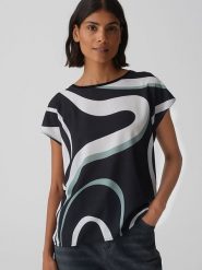 OPUS Koszulka w kolorze czarnym rozmiar: 38. Czarne bluzki Opus, bez wzorów, bez kołnierzyka, bez ramiączek. Za 86.99 zł.