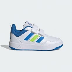 Buty Tensaur Sport 3.0 CF K. Białe obuwie sportowe Adidas, z gumy, bez zapięcia, na jogę i pilates. Za 169.00 zł.