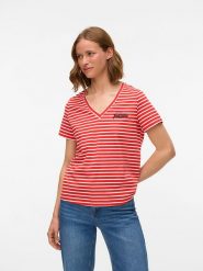 Vero Moda Koszulka w kolorze czerwonym rozmiar: M. Czerwone bluzki Vero Moda, m, bez wzorów, z bawełny, bez kołnierzyka, bez ramiączek. Za 52.79 zł.
