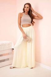 Spodnie damskie szerokie z gumką w pasie żółte. Żółte spodnie materiałowe Kesi Włoski, na co dzień, l, bez wzorów, z wiskozy, plus size. Za 138.02 zł.
