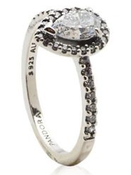 Pandora Srebrny pierścionek z kryształami rozmiar: 50. Szare pierścionki Pandora, z kryształem, srebrne. Za 295.99 zł.