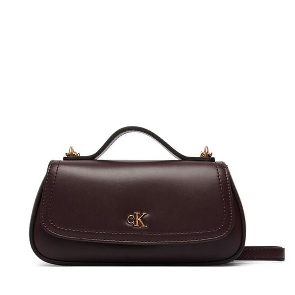 Torebka Calvin Klein. Czerwone torebki klasyczne Calvin Klein, bez wzorów, bez dodatków. Za 409.99 zł.