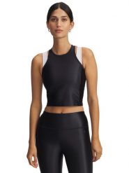 Under Armour Top funkcyjny w kolorze czarnym rozmiar: S. Czarne topy Under Armour, s, bez wzorów, z materiału, bez kołnierzyka, bez ramiączek. Za 109.00 zł.