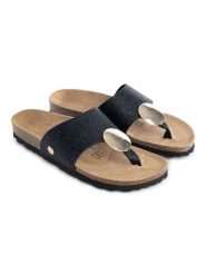 Sunbay Japonki "Maria" w kolorze czarnym rozmiar: 40. Czarne klapki Sunbay, z aplikacjami, z otwartym noskiem, bez obcasa. Za 150.55 zł.