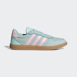 Buty Breaknet Sleek. Czerwone trekkingi Adidas, trekkingowe. Za 259.00 zł.