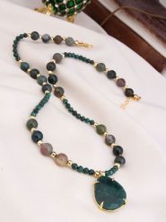 L'Atelier de Gaia Pozłacany naszyjnik z zawieszką - dł. 45 cm rozmiar: onesize. Zielone naszyjniki L'Atelier de Gaia, z agatem, pozłacane. Za 100.99 zł.
