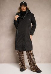 Czarna Kurtka Parka o Pudełkowym Kroju z Kapturem i Kieszeniami Kaionna. Czarne kurtki Renee, na zimę, l, z jeansu, z kapturem. Za 299.99 zł.