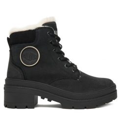 Trzewiki Palladium. Czarne botki Palladium, bez wzorów, bez obcasa, na płaskiej podeszwie, bez zapięcia. Za 629.99 zł.