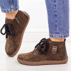 Coffee barefoot skórzane botki damskie Jezzi 556. Brązowe botki Jezzi, na jesień, z aplikacjami, z dzianiny, bez obcasa, na płaskiej podeszwie, bez zapięcia. Za 299.00 zł.