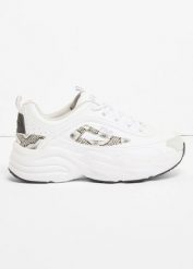 Sneakersy Fila chunky, ze wstawką ze wzorem w panterkę. Białe obuwie sportowe bonprix, ze skóry, bez zapięcia. Za 319.99 zł.