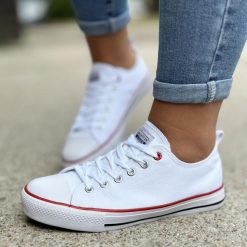 Białe trampki damskie American Dsln Lh14. Białe trampki American CLUB, bez wzorów, z tkaniny, bez zapięcia. Za 99.00 zł.