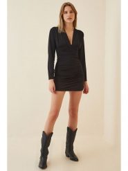 Hapiness Istanbul Sukienka w kolorze czarnym rozmiar: 40. Czarne sukienki Hapiness Istanbul, bez wzorów, bez kołnierzyka, bez ramiączek, maxi. Za 74.45 zł.