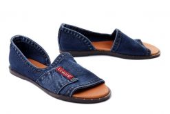 LANQIER 42C0192 jeans, sandały damskie. Niebieskie sandały Lanqier, bez wzorów, z jeansu, bez obcasa, na obcasie, bez zapięcia. Za 199.90 zł.