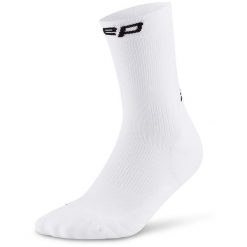 Damskie krótkie skarpety kompresyjne sportowe Core Run do połowy łydki CEP. Białe skarpety CEP, bez wzorów, z elastanu. Za 79.00 zł.