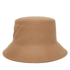 Czapka Weekend Max Mara. Brązowe czapki Weekend Max Mara, bez wzorów. Za 619.99 zł.