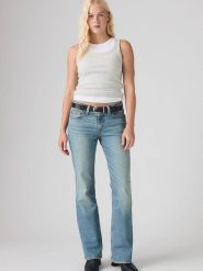Levi's Dżinsy - Flared fit - w kolorze błękitnym rozmiar: W30/L34. Niebieskie jeansy Levi's®, l, z aplikacjami. Za 194.95 zł.