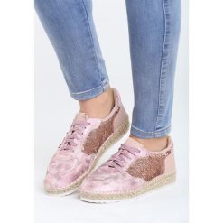 Różowe Espadryle Teres. Espadryle Born2be. Za 54.99 zł.