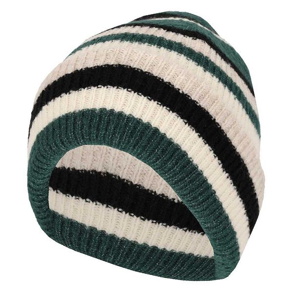 Czapka damska Modne paski Jeden rozmiar. Zielone czapki HEAT KEEPER, bez wzorów, z materiału. Za 117.50 zł.