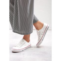 Białe Trampki Jazlyn. Białe trampki Born2be, bez wzorów, przed kostkę, bez zapięcia. Za 39.99 zł.