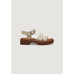 Buty sportowe Kobieta TIMBERLAND STST BACKSTRAP SANDAL. Brązowe obuwie sportowe Timberland, na lato, bez zapięcia. W wyprzedaży za 487.45 zł.