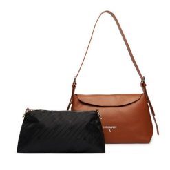 Torebka Patrizia Pepe. Brązowe torebki klasyczne Patrizia Pepe, bez wzorów, bez dodatków. Za 1,099.00 zł.