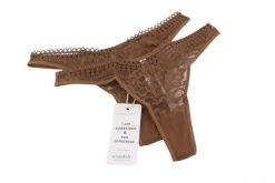 Scandale Le String Sensual-nude B18 2-pack stringi damskie brązowe. Brązowe stringi Erima, bez wzorów, z bawełny. Za 278.99 zł.