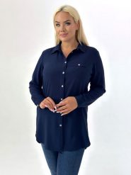 Elegancka granatowa koszula z kołnierzykiem PLUS SIZE XXL. Koszule Nasi partnerzy, plus size, bez wzorów, z poliesteru, eleganckie, bez kołnierzyka, plus size, bez ramiączek. Za 199.90 zł.