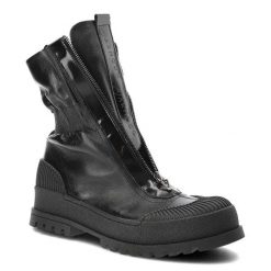 Czarne Botki Armodo Modne Obuwie Damskie. Czarne botki Armodo, bez wzorów, ze skóry, bez obcasa, bez zapięcia. Za 569.00 zł.