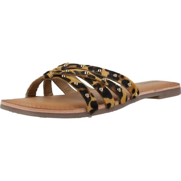 Sandały GIOSEPPO SABELLE Nadruk zwierzęcy. Sandały Gioseppo, bez wzorów, ze skóry, bez obcasa, bez zapięcia. Za 216.99 zł.