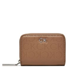 Mały Portfel Damski Calvin Klein. Brązowe portfele Calvin Klein, bez wzorów. Za 119.99 zł.
