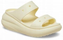 Klapki Dla Dorosłych Crocs Classic Crush. Czerwone klapki Crocs, bez wzorów, z materiału, bez obcasa. Za 119.99 zł.