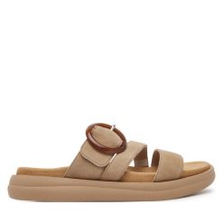 Klapki Remonte. Brązowe klapki Remonte, bez wzorów, bez obcasa. Za 349.99 zł.