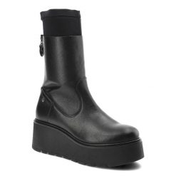 Czarne Botki Maciejka Skórzane Buty Damskie. Czarne botki Maciejka, bez wzorów, z materiału, bez obcasa, na platformie, bez zapięcia. Za 429.00 zł.