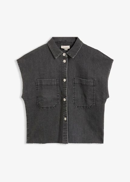 Krótka bluzka jeansowa o kroju pudełkowym. Czarne bluzki bonprix, bez wzorów, z jeansu, bez kołnierzyka, bez ramiączek. Za 47.99 zł.