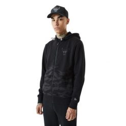 Bluza z zamkiem błyskawicznym New Era Chicago Bulls. Czarne bluzy New Era, m, bez wzorów, z bawełny, bez kaptura. Za 277.00 zł.