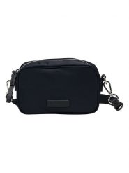 Marc O´Polo Torebka w kolorze czarnym - 18 x 11 x 6 cm rozmiar: onesize. Czarne torby na ramię bez wzorów, z materiału, na ramię, bez dodatków. Za 187.49 zł.