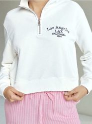 Bluza polo z haftowanym napisem - kremowy. Białe bluzy Sinsay, l, bez wzorów, bez kaptura. Za 39.99 zł.