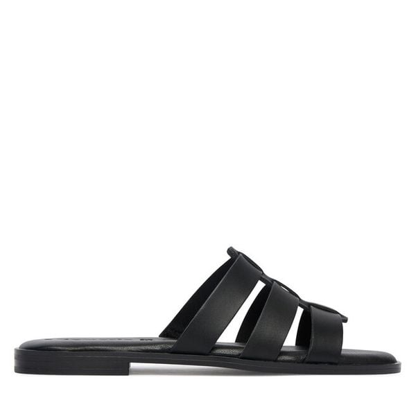 Klapki Tamaris. Czarne klapki Tamaris, bez wzorów, bez obcasa. Za 299.99 zł.