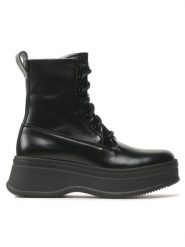Calvin Klein Botki Pitched Combat HW0HW01599 Czarny. Czarne botki Calvin Klein, bez wzorów, ze skóry, bez obcasa, na koturnie, bez zapięcia. Za 1,099.00 zł.