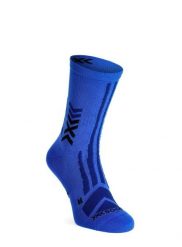 Skarpety turystyczne X-Socks Hike Discover Crew. Niebieskie skarpety X Socks, bez wzorów, z materiału. Za 87.99 zł.