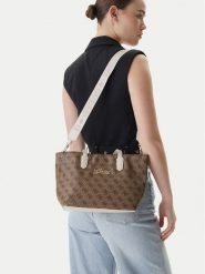 Guess Torebka J6RZ13 WFMF0 Brązowy. Brązowe torebki klasyczne Guess, z aplikacjami, ze skóry, bez dodatków. Za 316.99 zł.