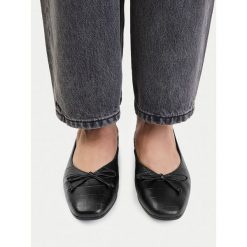 Baleriny Lasocki. Czarne baleriny Lasocki, bez wzorów, bez obcasa. Za 179.99 zł.