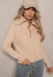 Beżowy Kardigan z Wełną o Kroju z Golfem i Zapięciem na Zamek Zinfria. Brązowe golfy Renee, bez wzorów, z dzianiny. Za 109.99 zł.