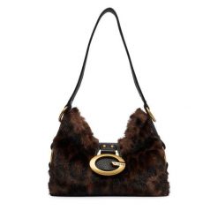Torebka Guess. Brązowe torebki klasyczne Guess, z aplikacjami, bez dodatków. Za 584.99 zł.