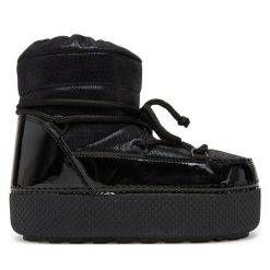 Śniegowce DeeZee. Czarne botki DeeZee, bez wzorów, bez obcasa, bez zapięcia. Za 229.99 zł.
