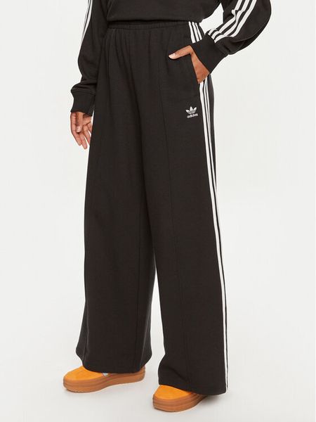 Adidas Spodnie dresowe 3-Stripes IY7255 Czarny Loose Fit. Czarne spodnie dresowe Adidas, xl, bez wzorów, z bawełny. Za 209.99 zł.