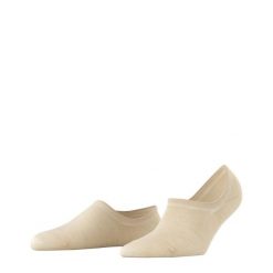 Niewidoczne skarpetki damskie Falke Active Breeze. Czarne skarpety Falke, bez wzorów, z dzianiny. Za 109.50 zł.