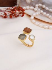 Pierres de Jade Pozłacany pierścionek z perłą i cytrynami rozmiar: onesize. Brązowe pierścionki Pierres de Jade, z cytrynem, pozłacane. Za 43.99 zł.